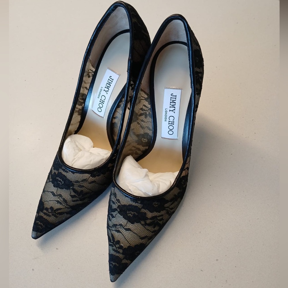 Jimmy Choo Lace heels pump